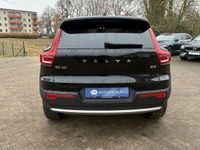Neu Volvo XC40 Core 163 PS (119 kW) 2026 Schwarz SUV