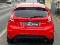 Gebraucht Ford Fiesta Trend 101 PS (74 kW) 2014 Rot Kleinwagen