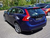 Gebraucht Volvo V60 Ocean Race 114 PS (83 kW) 2013 Blau Kombi