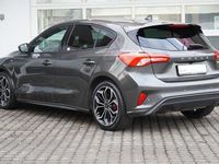Gebraucht Ford Focus ST-Line X 155 PS (114 kW) 2021 Grau Limousine
