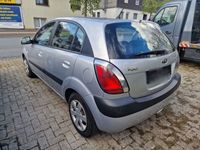 gebraucht Kia Rio 1,4