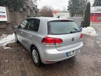 Gebraucht VW Golf VI Comfortline 105 PS (77 kW) 2011 Silber Kleinwagen