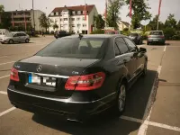 Gebraucht Mercedes E350 Avantgarde 265 PS (194 kW) 2011 Schwarz Limousine