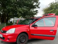 Gebraucht Renault Clio 54 PS (39 kW) 2010 Rot Kleinwagen