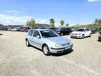 Second-hand VW Golf IV 75 CP (55 kW) 2001 Argintiu Berlinǎ