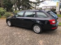 gebraucht Skoda Octavia 2.0 TDI Green tec DSG Ambition Combi...