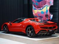 Gebraucht Ferrari 296 663 PS (487 kW) 2023 Rot Cabrio