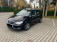 Gebraucht VW Touran Highline 105 PS (77 kW) 2008 Schwarz Van / Kleinbus
