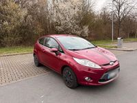 Gebraucht Ford Fiesta 82 PS (60 kW) 2009 Rot Kleinwagen