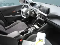 Gebraucht Peugeot e-208 Active 100 kW (136 PS) 2022 Weiß Kleinwagen