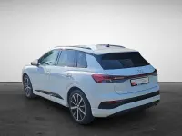 Gebraucht Audi Q4 e-tron S-Line 150 kW (204 PS) 2023 Gletscherweiß metallic SUV