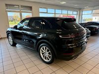 Gebraucht Porsche Cayenne 354 PS (260 kW) 2024 Schwarz SUV
