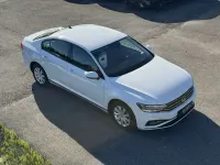Gebraucht VW Passat 150 PS (110 kW) 2021 Pure white Limousine