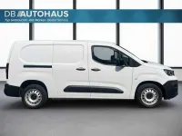 Gebraucht Peugeot Partner Premium 102 PS (75 kW) 2023 Weiß Van / Kleinbus