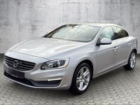 Gebraucht Volvo S60 Momentum 150 PS (110 kW) 2014 Silber Limousine