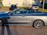 Gebraucht Mercedes E200 AMG 197 PS (144 kW) 2023 Grau Cabrio