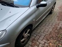 gebraucht Peugeot 206 CC 