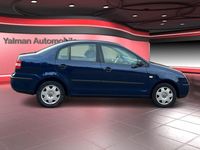 Gebraucht VW Polo Basis 75 PS (55 kW) 2004 Blau Limousine