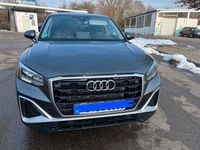 Gebraucht Audi Q2 S-Line 116 PS (85 kW) 2024 Grau SUV