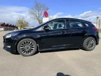 Gebraucht Ford Focus ST-Line 140 PS (102 kW) 2018 Schwarz Limousine