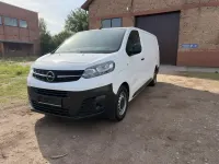 Gebraucht Opel Vivaro-e Combi 122 PS (89 kW) 2021 Weiß Van / Kleinbus