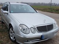 gebraucht Mercedes E200 AVANTGARDE. Top Gepflegt