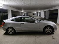 Gebraucht Mercedes CL180 129 PS (94 kW) 2001 Silber Coupé