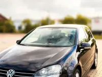 Gebraucht VW Golf V 75 PS (55 kW) 2004 Schwarz Kleinwagen