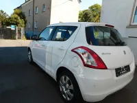Gebraucht Suzuki Swift Club 94 PS (69 kW) 2012 Weiß Kleinwagen