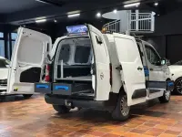 Gebraucht Opel Combo Edition 131 PS (96 kW) 2021 Weiß Van / Kleinbus
