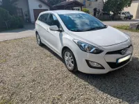 Gebraucht Hyundai i30 Intro Edition 110 PS (80 kW) 2012 Weiß Kombi