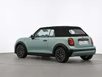 Gebraucht Mini Cooper S Cabriolet Favoured 204 PS (150 kW) 2025 Grün Cabrio