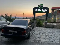 Gebraucht Mercedes E260 160 PS (117 kW) 1990 Schwarz Limousine