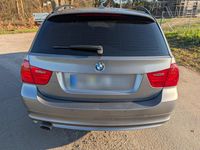 Gebraucht BMW 320 Shadowline 177 PS (130 kW) 2010 Grau Kombi