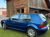 Gebraucht VW Golf IV 75 PS (55 kW) 2001 Blau Kleinwagen