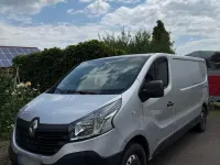 Gebraucht Renault Trafic 123 PS (90 kW) 2016 Silber Van / Kleinbus