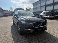 Gebraucht Volvo XC60 Momentum 197 PS (144 kW) 2022 Schwarz SUV