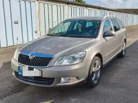 Gebraucht Skoda Octavia Ambiente 160 PS (117 kW) 2009 Beige Kombi