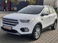 Gebraucht Ford Kuga 150 PS (110 kW) 2018 Weiss SUV