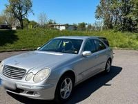 Gebraucht Mercedes E240 177 PS (130 kW) 2002 Silber Limousine