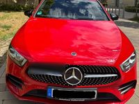 Gebraucht Mercedes A180 116 PS (85 kW) 2018 Rot Limousine