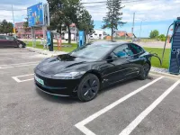 Gebraucht Tesla Model 3 Long Range RWD 224 kW (305 PS) 2025 Schwarz Limousine
