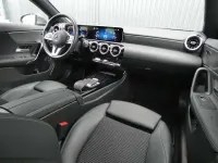 Gebraucht Mercedes CLA180 136 PS (100 kW) 2020 Mojavesilber Limousine