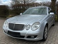 Gebraucht Mercedes E200 Classic 163 PS (119 kW) 2008 Silber Limousine