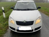 Gebraucht Skoda Fabia 60 PS (44 kW) 2009 Weiß Kleinwagen