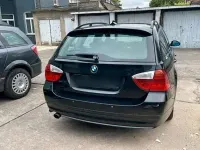 Gebraucht BMW 318 143 PS (105 kW) 2007 Schwarz Kombi