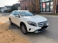 Gebraucht Mercedes GLA200 156 PS (114 kW) 2016 Weiß SUV
