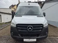 Używany Mercedes Sprinter 143 KM (105 kW) 2020 Biały Van