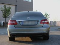 Usado Mercedes E200 Avantgarde 184 CV (135 kW) 2013 Plateado Berlina