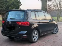Gebraucht VW Touran 116 PS (85 kW) 2019 Schwarz Van / Kleinbus